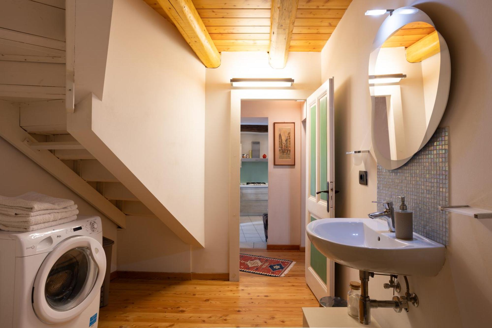 Dal Picasass House